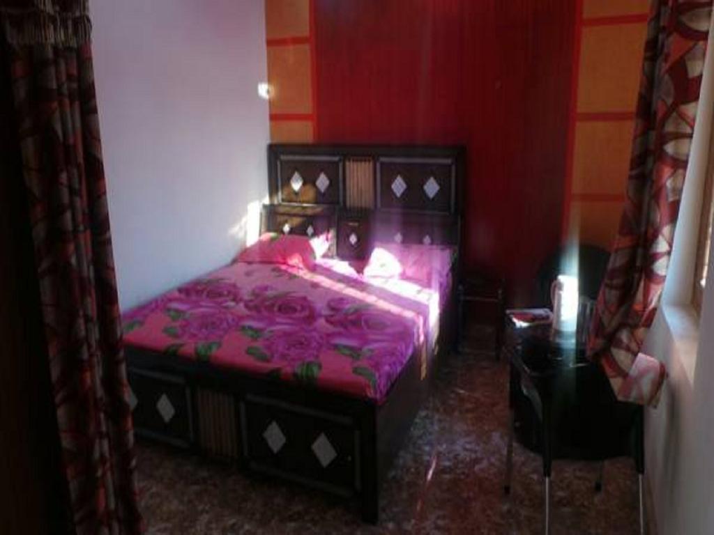 Hotel Jan Jan Tak Dehradun Buitenkant foto